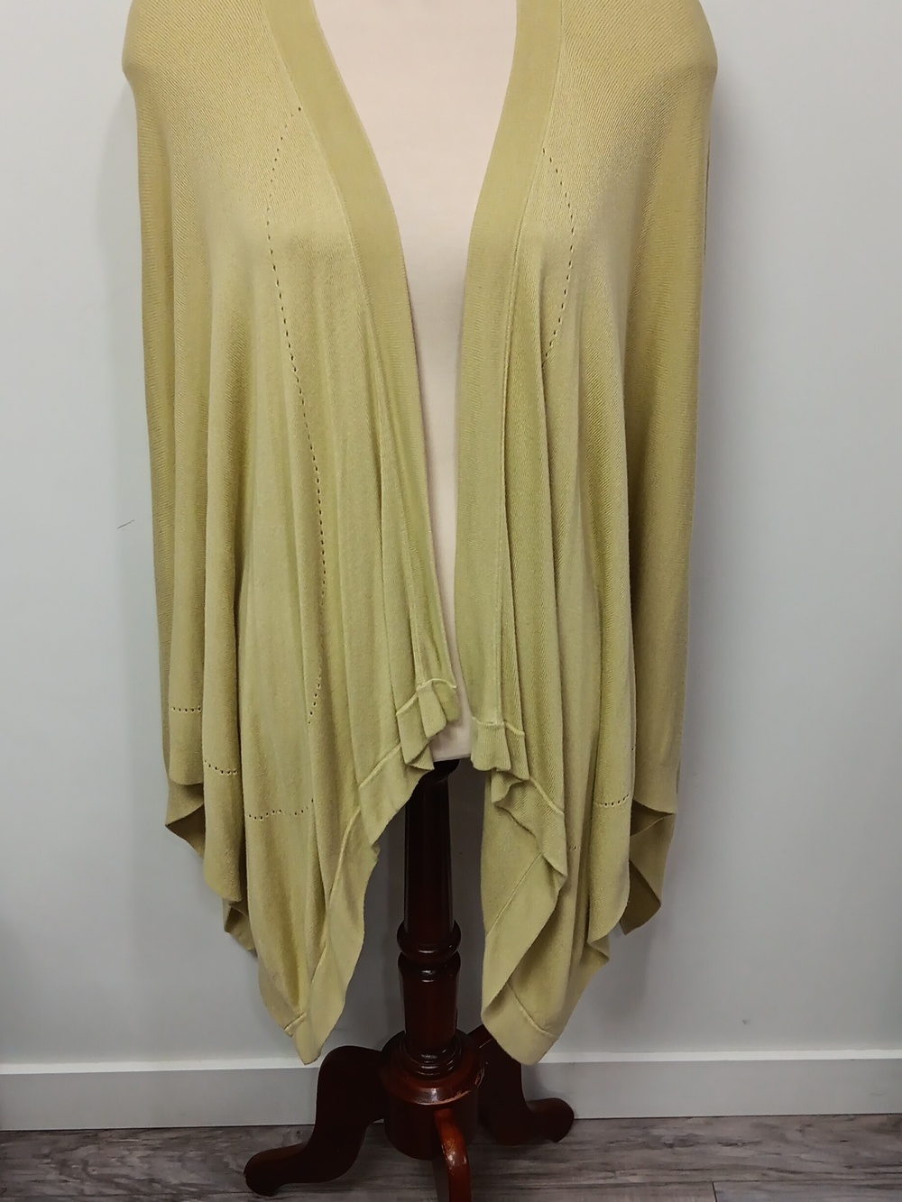 Lululemon Athletica Open Mind Silk Blend Wrap - Picture 4 of 7